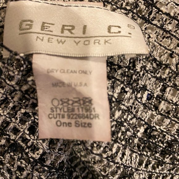 Geri C New York Gray Poncho with Sequins - One Size - Picture 4 of 7